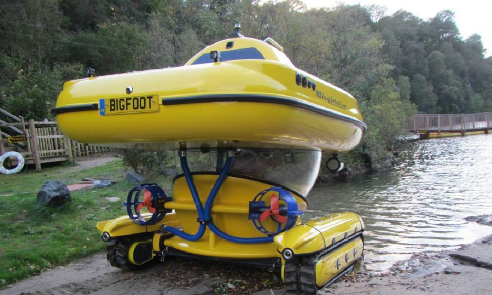 MSV Explorer Semi-Submarine Launching