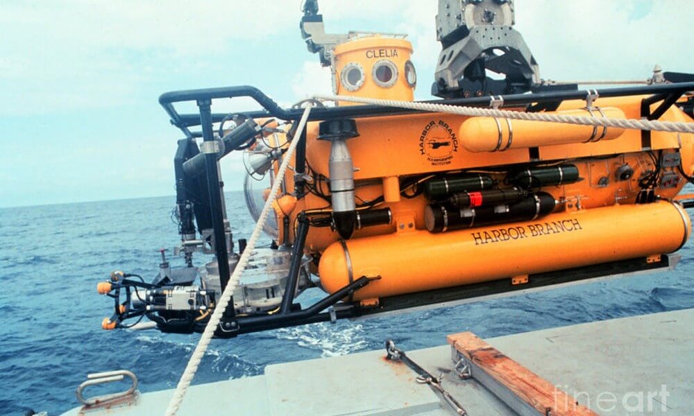 Perry Diver Lockout Research Submarine Launching