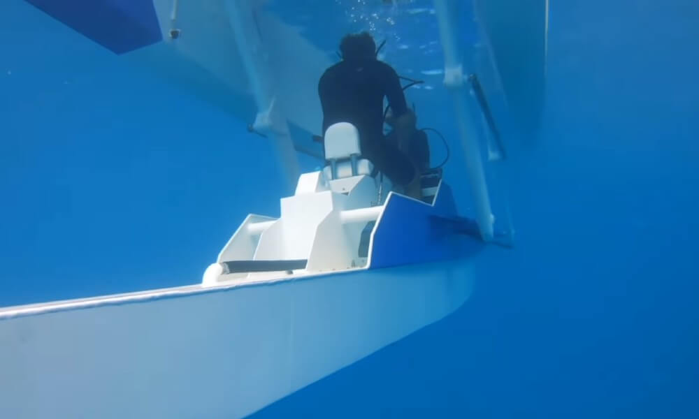 Platypus Semi-Submarine Craft Underwater View