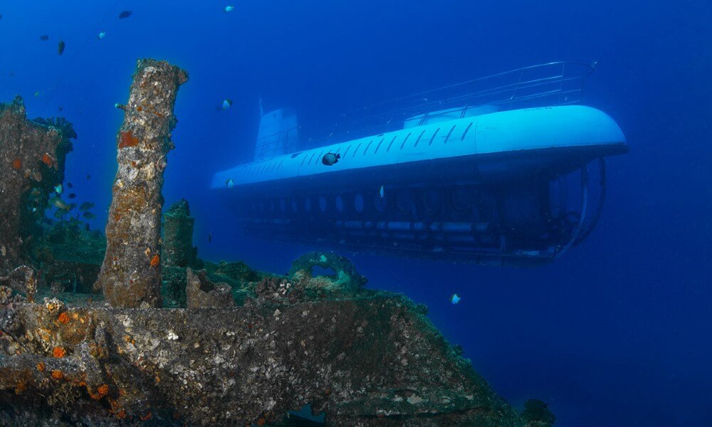 SnDB Tourist Submarine Underwater Side View