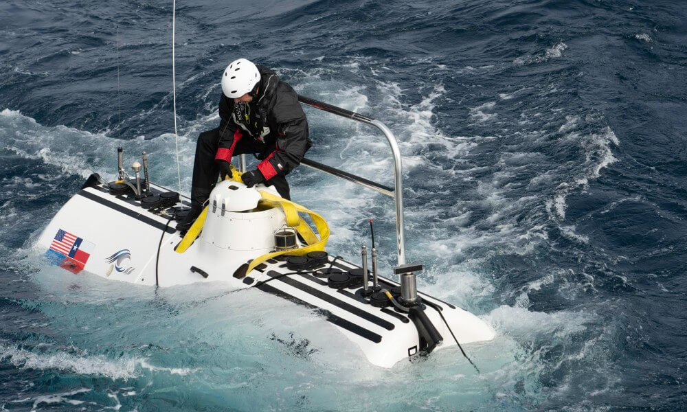Triton Full Ocean Depth Submarine Inspecting before Diving
