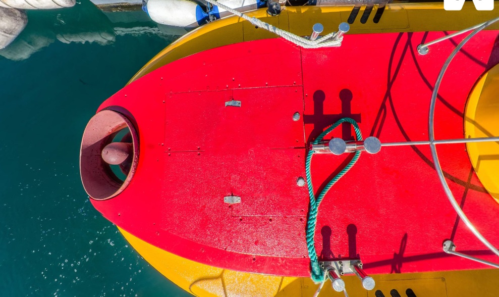 W Tourist Submarine Top View Close up