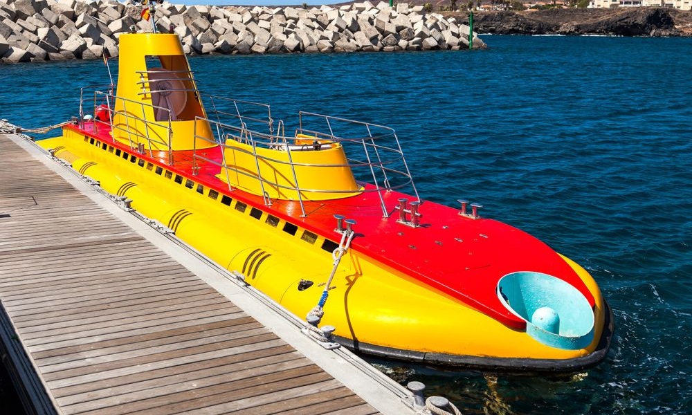 W Tourist Submarine Top Side View